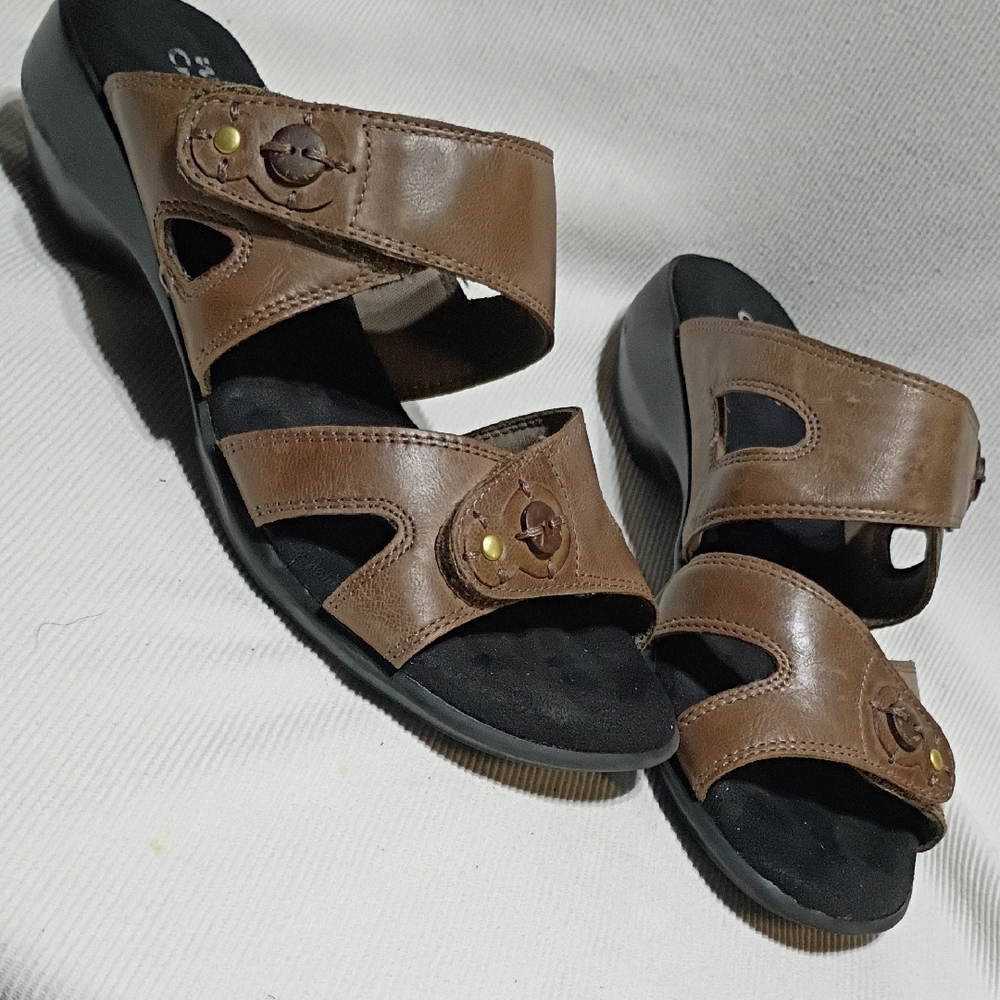 Walking Cradles Women's Wide Width Sandals
